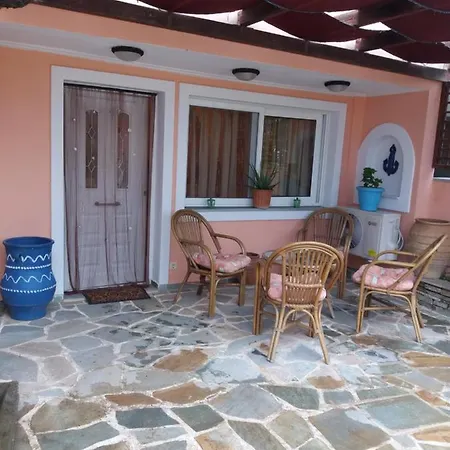 Dom wakacyjny Marmari Vacation Flat *